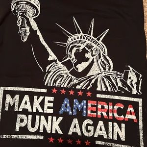 Black men’s tshirt